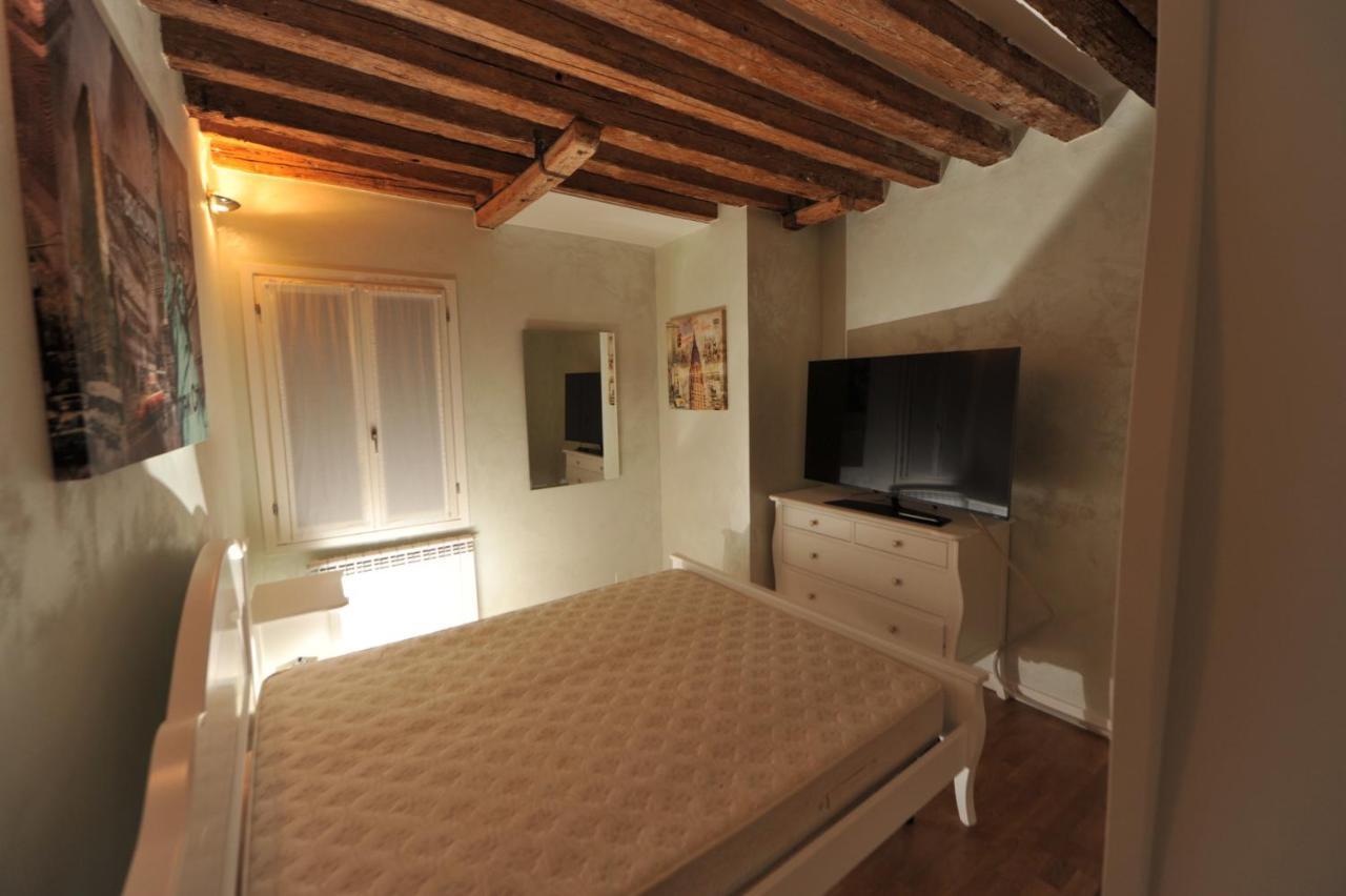 Calle De La Comare Венеция Екстериор снимка